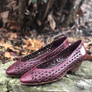 Vintage Etienne Aigner Low Heel